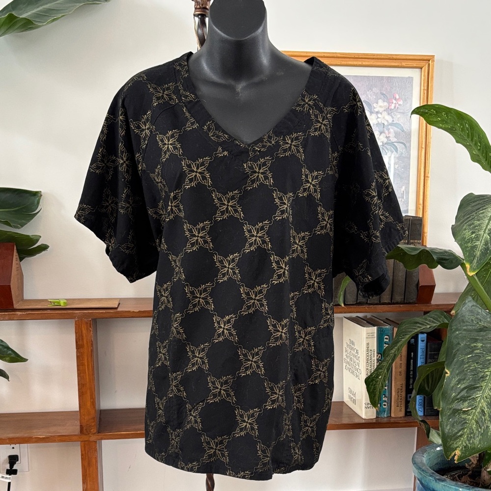 Baby Phat 4XL Scrub Top Black Gold Print V Neck Nurse Uniform Pockets
